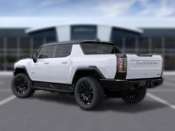 GMC HUMMER EV Pickup 2X e4WD Crew Cab 2026 — side view