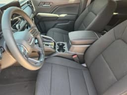 GMC Canyon 2WD Elevation 2WD Crew Cab 2026 — side view