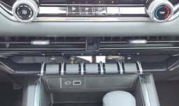 GMC Canyon 2WD Elevation 2WD Crew Cab 2026 — side view