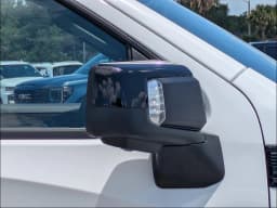 GMC Sierra 1500 Elevation 4WD Double Cab 147" 2026 — side view