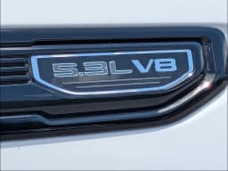 GMC Sierra 1500 Elevation 4WD Double Cab 147" 2026 — side view