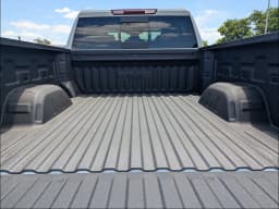 GMC Sierra 1500 Elevation 4WD Double Cab 147" 2026 — side view