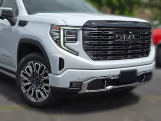 GMC Sierra 1500 Denali Ultimate 4WD Crew Cab 147" GMC Sierra 1500 Denali Ultimate 4WD Crew Cab 147"