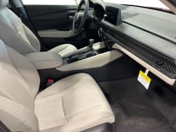 Honda Accord Sedan LX CVT 2026 — side view