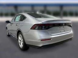 Honda Accord Sedan LX CVT 2026 — side view