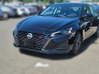 Nissan Altima SR AWD Nissan Altima SR AWD