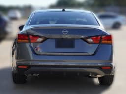 Nissan Altima SV FWD 2026 — side view