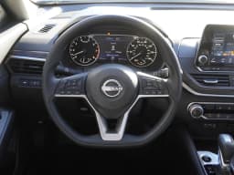 Nissan Altima SV FWD 2026 — side view