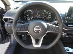 Nissan Altima SV FWD 2026 — side view