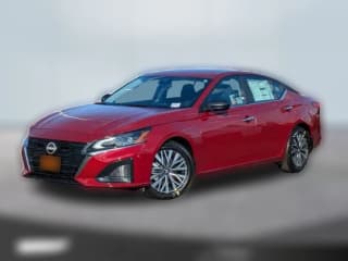 Nissan Altima SV FWD Nissan Altima SV FWD