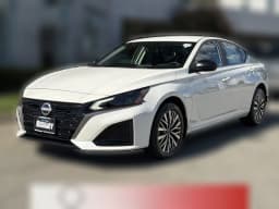 Nissan Altima SV AWD 2026 — side view