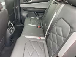 Volkswagen Atlas 2.0T Peak Edition 4MOTION 2026 — side view