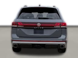Volkswagen Atlas 2.0T Peak Edition 4MOTION 2026 — side view