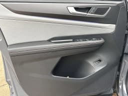 Volkswagen Atlas 2.0T Peak Edition 4MOTION 2026 — side view