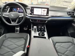 Volkswagen Atlas 2.0T Peak Edition 4MOTION 2026 — side view