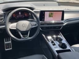 Volkswagen Atlas 2.0T Peak Edition 4MOTION 2026 — side view