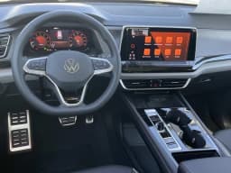 Volkswagen Atlas 2.0T Peak Edition 4MOTION 2026 — side view