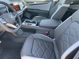 Volkswagen Atlas 2.0T Peak Edition 4MOTION 2026 — side view