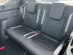 Volkswagen Atlas 2.0T Peak Edition 4MOTION 2026 — side view