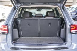 Volkswagen Atlas 2.0T Peak Edition 4MOTION 2026 — side view