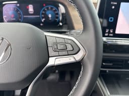 Volkswagen Atlas 2.0T SE FWD 2026 — side view