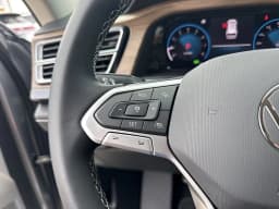 Volkswagen Atlas 2.0T SE FWD 2026 — side view