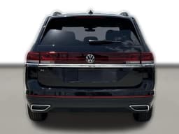 Volkswagen Atlas 2.0T SE FWD 2026 — side view
