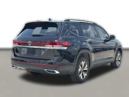 Volkswagen Atlas 2.0T SE FWD 2026 — side view