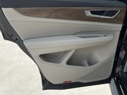 Volkswagen Atlas 2.0T SE FWD 2026 — side view