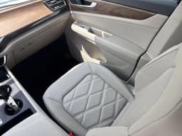 Volkswagen Atlas 2.0T SE FWD 2026 — side view