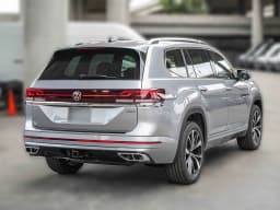 Volkswagen Atlas 2.0T SEL Premium R-Line 4MOTION 2026 — side view