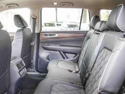 Volkswagen Atlas 2.0T SEL Premium R-Line 4MOTION 2026 — side view