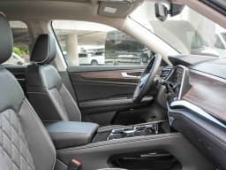 Volkswagen Atlas 2.0T SEL Premium R-Line 4MOTION 2026 — side view