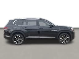 Volkswagen Atlas 2.0T SEL Premium R-Line 4MOTION 2025 — side view
