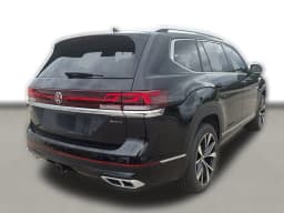 Volkswagen Atlas 2.0T SEL Premium R-Line 4MOTION 2025 — side view