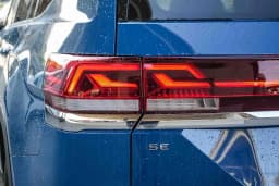 Volkswagen Atlas 2.0T SE w/Technology FWD 2026 — side view