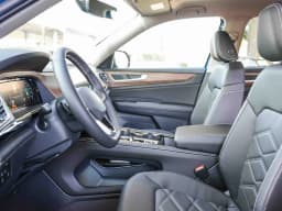 Volkswagen Atlas 2.0T SE w/Technology FWD 2026 — side view