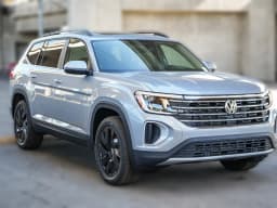 Volkswagen Atlas 2.0T SE w/Technology FWD 2026 — side view