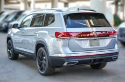 Volkswagen Atlas 2.0T SE w/Technology FWD 2026 — side view