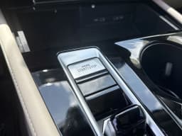 Volkswagen Atlas 2.0T SE w/Technology FWD 2026 — side view