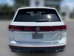 Volkswagen Atlas 2.0T SE w/Technology 4MOTION 2026 — side view