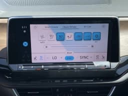 Volkswagen Atlas 2.0T SE w/Technology 4MOTION 2026 — side view