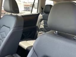 Volkswagen Atlas 2.0T SE w/Technology 4MOTION 2026 — side view