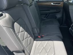 Volkswagen Atlas 2.0T SE w/Technology 4MOTION 2026 — side view