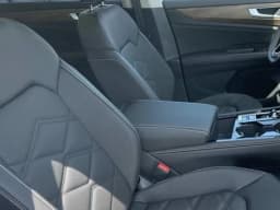 Volkswagen Atlas 2.0T SE w/Technology 4MOTION 2026 — side view