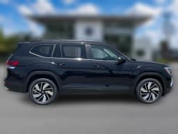Volkswagen Atlas 2.0T SE w/Technology 4MOTION 2026 — side view