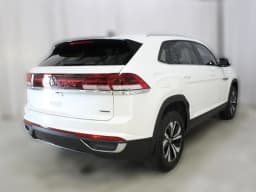 Volkswagen Atlas Cross Sport 2.0T SE 4MOTION 2026 — side view