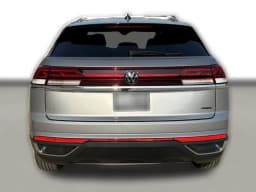 Volkswagen Atlas Cross Sport 2.0T SE 4MOTION 2026 — side view