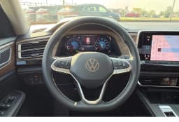Volkswagen Atlas 2.0T SE 4MOTION 2026 — side view
