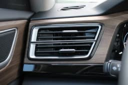 Volkswagen Atlas 2.0T SE 4MOTION 2026 — side view